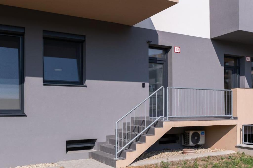 Dunajská Streda Comfort 15H מראה חיצוני תמונה